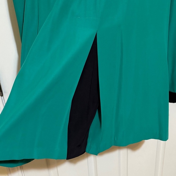 Vintage Made in the USA Motherhood Green Maternity Top with Black Accents Medium - Picture 6 of 11